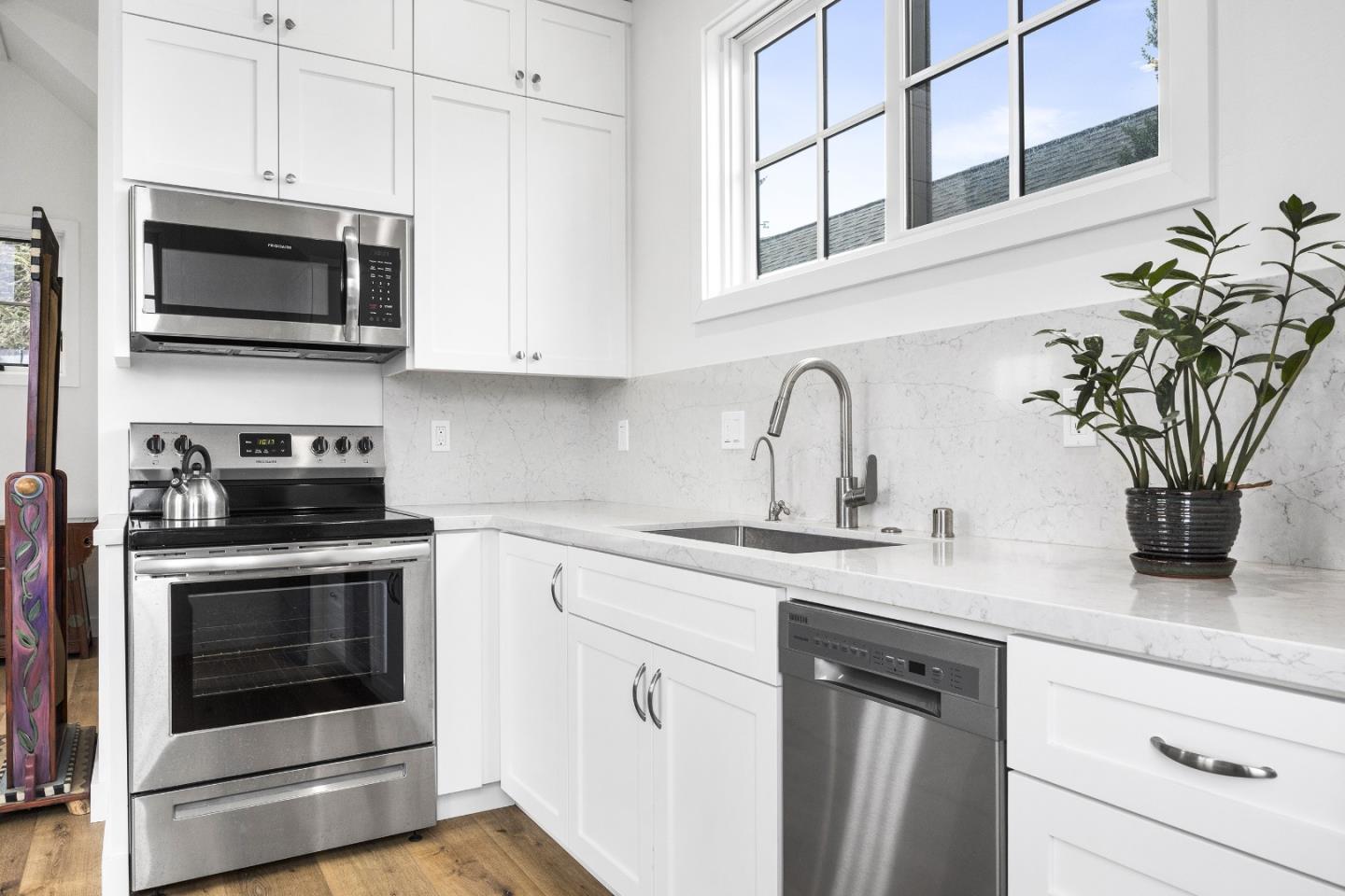 Detail Gallery Image 45 of 50 For 601 Bonnie St, Santa Cruz,  CA 95062 - 3 Beds | 2/1 Baths
