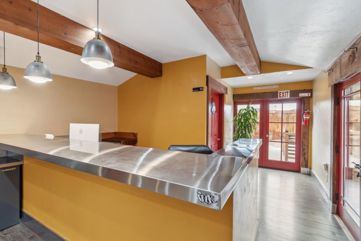 Detail Gallery Image 8 of 30 For 1637 Del Monte Blvd #B,  Seaside,  CA 93955 - – Beds | – Baths