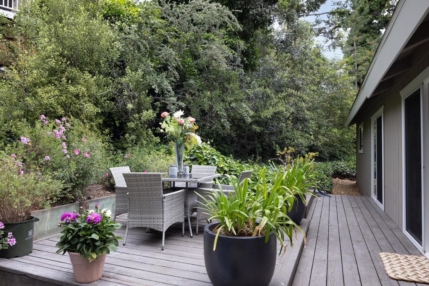 Detail Gallery Image 18 of 23 For 3391 Carpenter Rd, Carmel,  CA 93923 - 2 Beds | 2 Baths