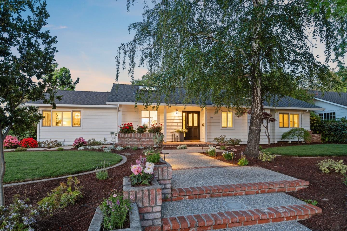 Detail Gallery Image 1 of 64 For 140 Stonybrook Rd, Los Gatos,  CA 95032 - 3 Beds | 2 Baths