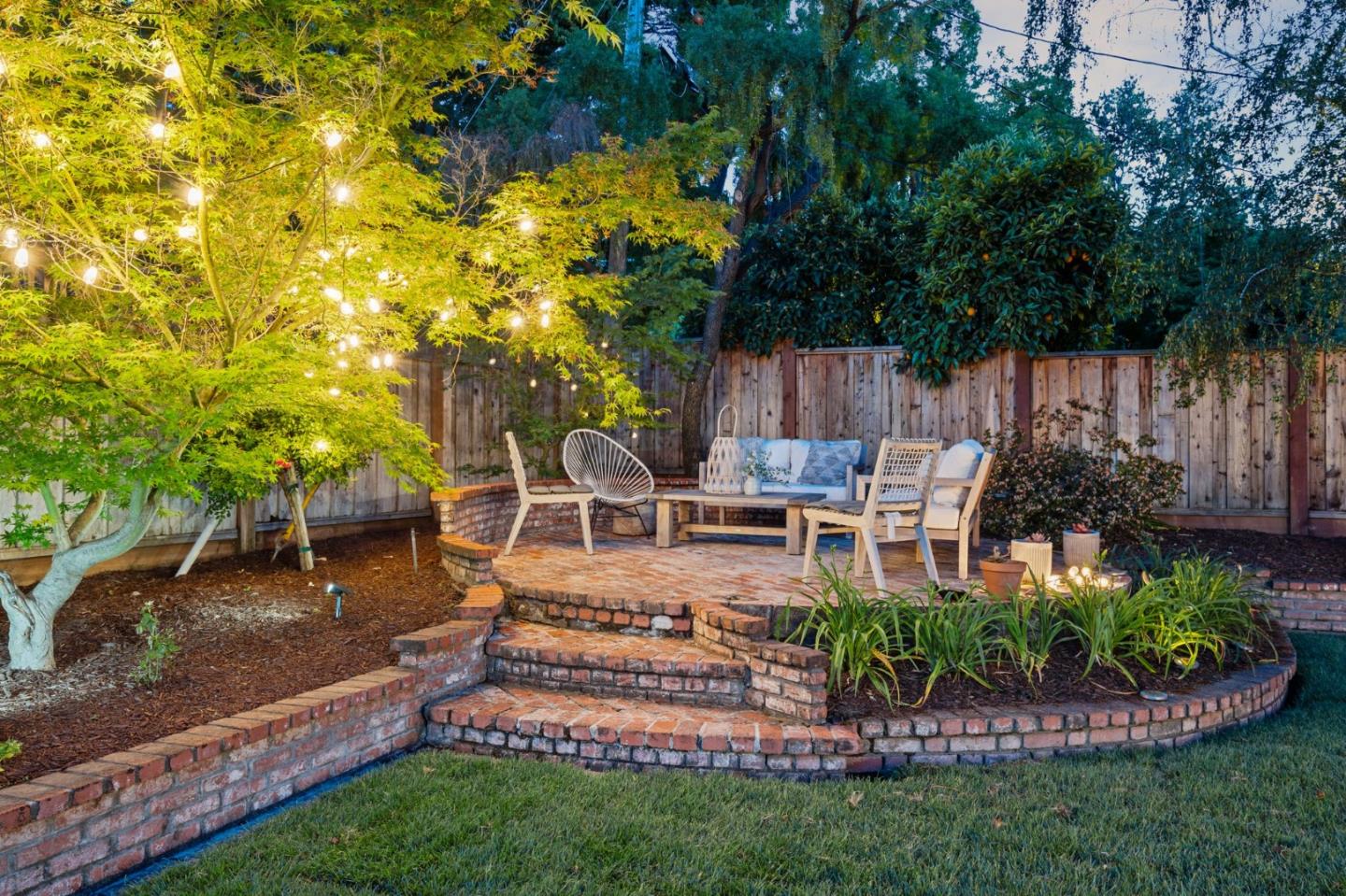 Detail Gallery Image 45 of 64 For 140 Stonybrook Rd, Los Gatos,  CA 95032 - 3 Beds | 2 Baths