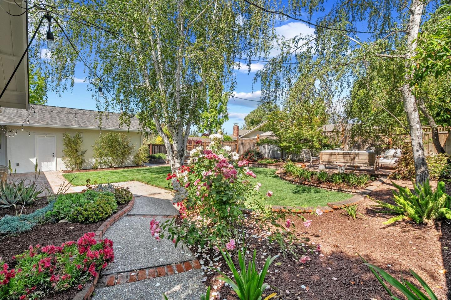 Detail Gallery Image 49 of 64 For 140 Stonybrook Rd, Los Gatos,  CA 95032 - 3 Beds | 2 Baths