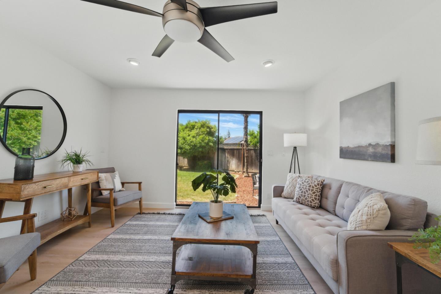 Detail Gallery Image 11 of 45 For 3222 Scotch Heather Ct, San Jose,  CA 95148 - 4 Beds | 3/1 Baths