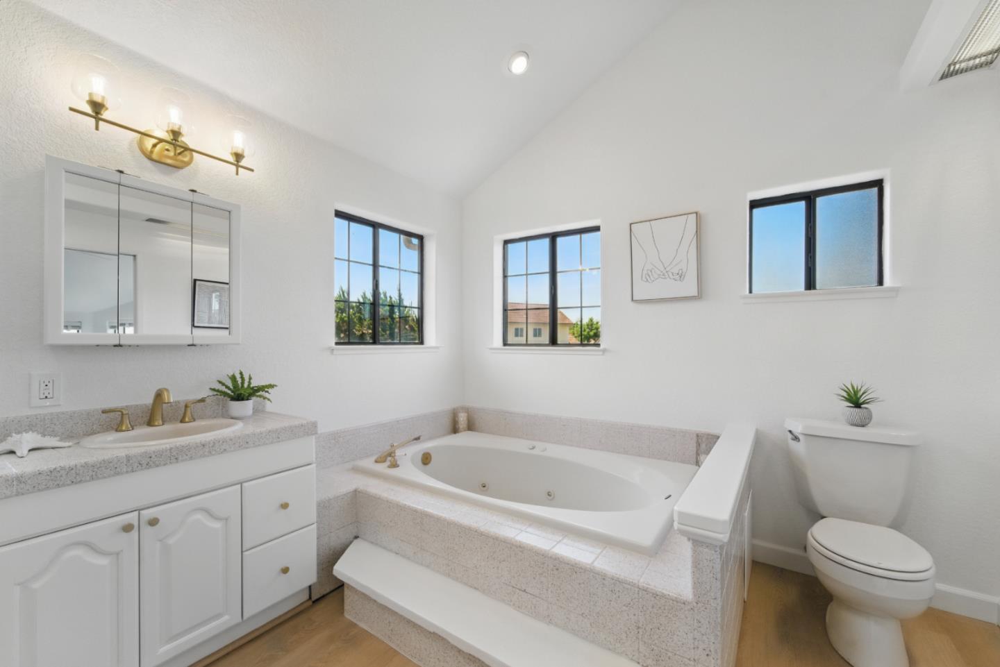 Detail Gallery Image 23 of 45 For 3222 Scotch Heather Ct, San Jose,  CA 95148 - 4 Beds | 3/1 Baths