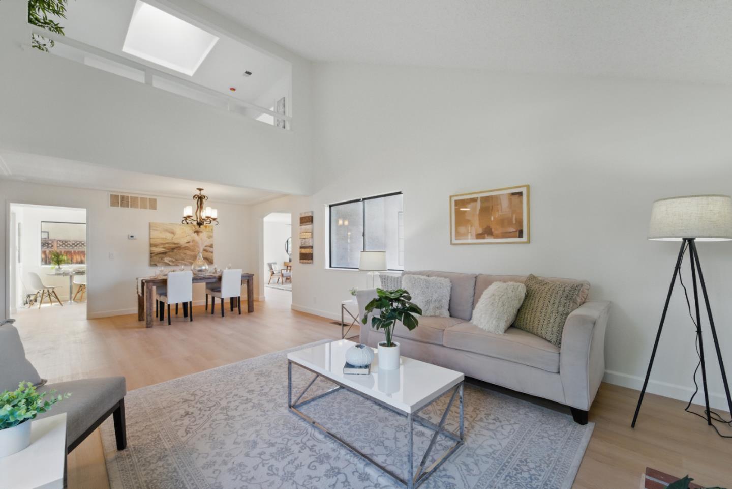 Detail Gallery Image 5 of 45 For 3222 Scotch Heather Ct, San Jose,  CA 95148 - 4 Beds | 3/1 Baths