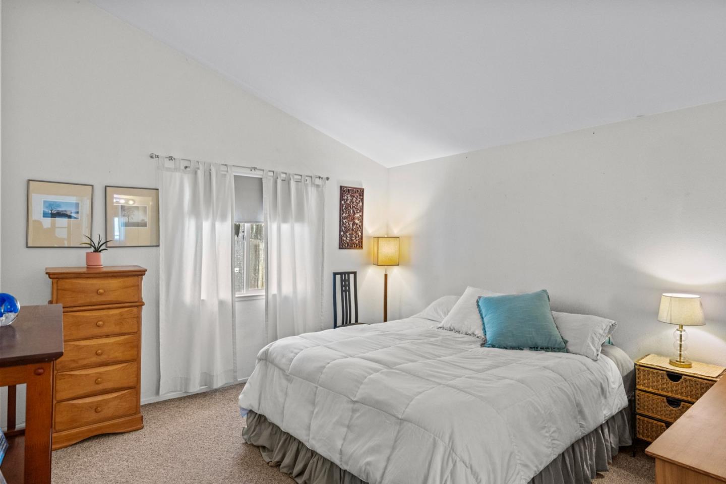 Detail Gallery Image 10 of 23 For 3022 Westwood Ct, Marina,  CA 93933 - 3 Beds | 2 Baths
