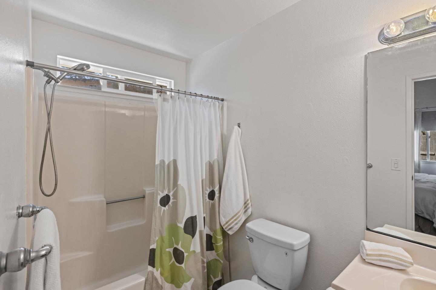 Detail Gallery Image 12 of 23 For 3022 Westwood Ct, Marina,  CA 93933 - 3 Beds | 2 Baths