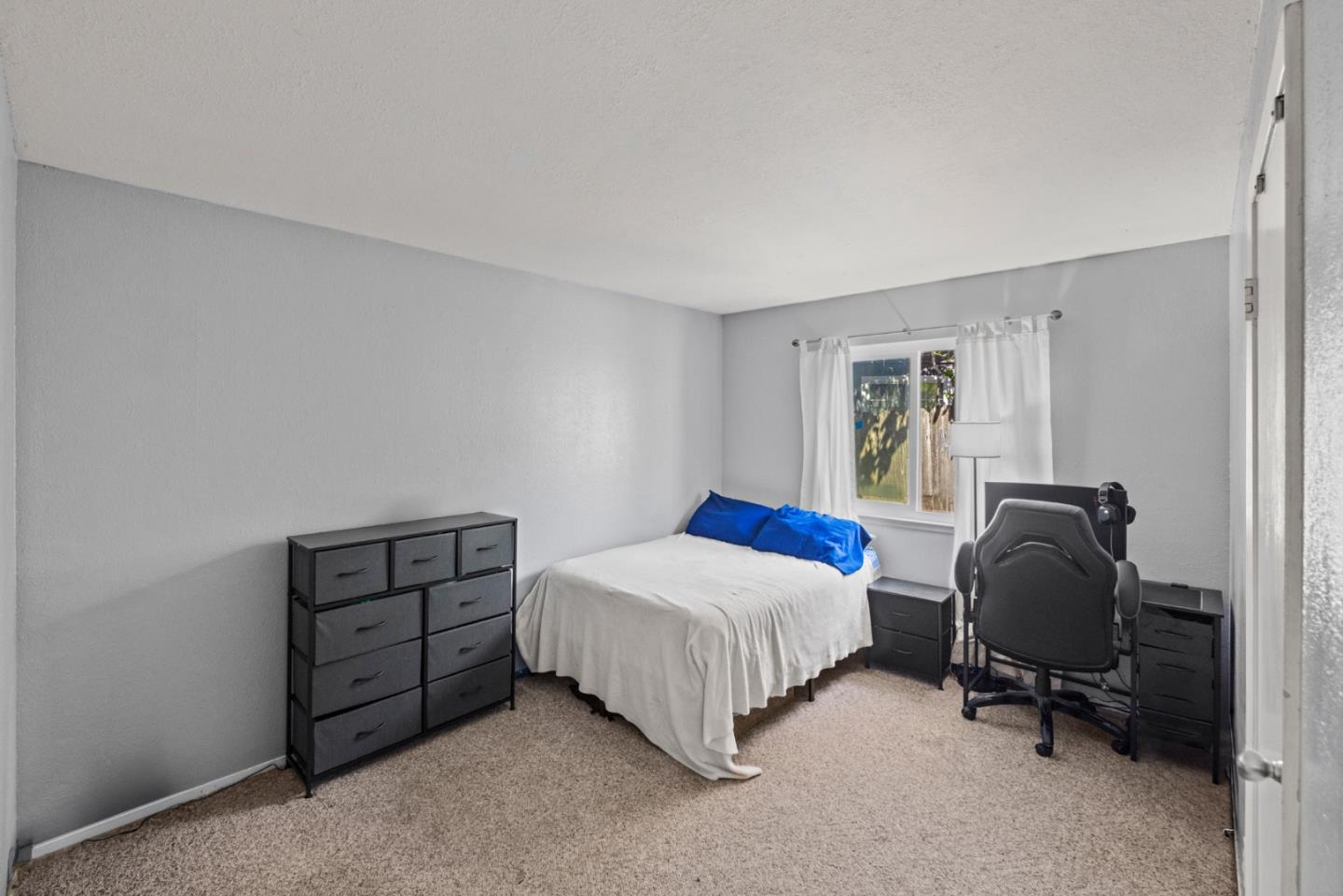 Detail Gallery Image 13 of 23 For 3022 Westwood Ct, Marina,  CA 93933 - 3 Beds | 2 Baths