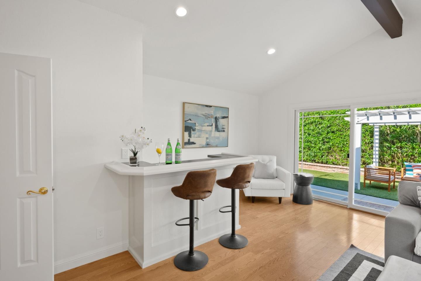 Detail Gallery Image 14 of 31 For 2566 Aragon Way, San Jose,  CA 95125 - 3 Beds | 2/1 Baths