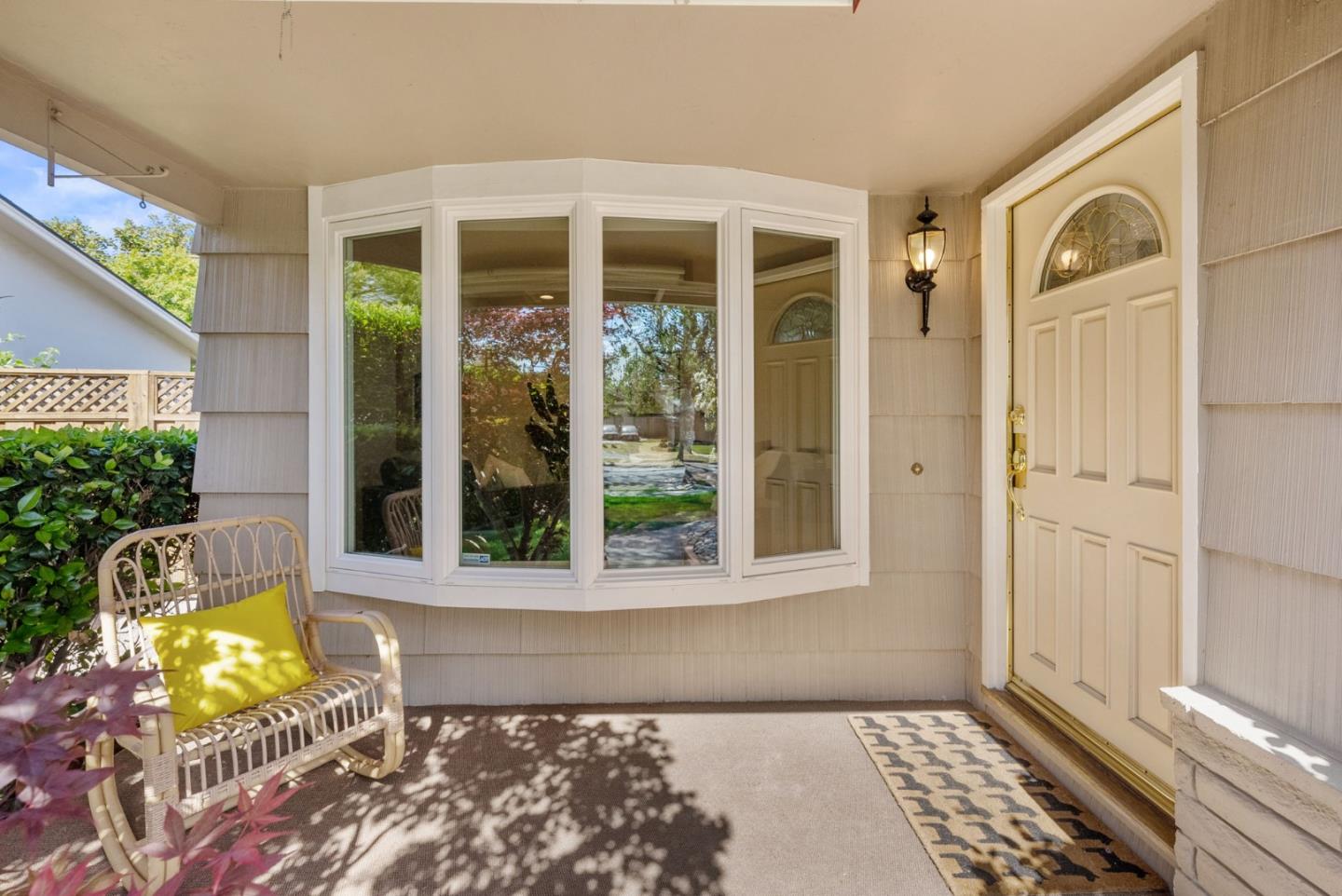 Detail Gallery Image 3 of 31 For 2566 Aragon Way, San Jose,  CA 95125 - 3 Beds | 2/1 Baths
