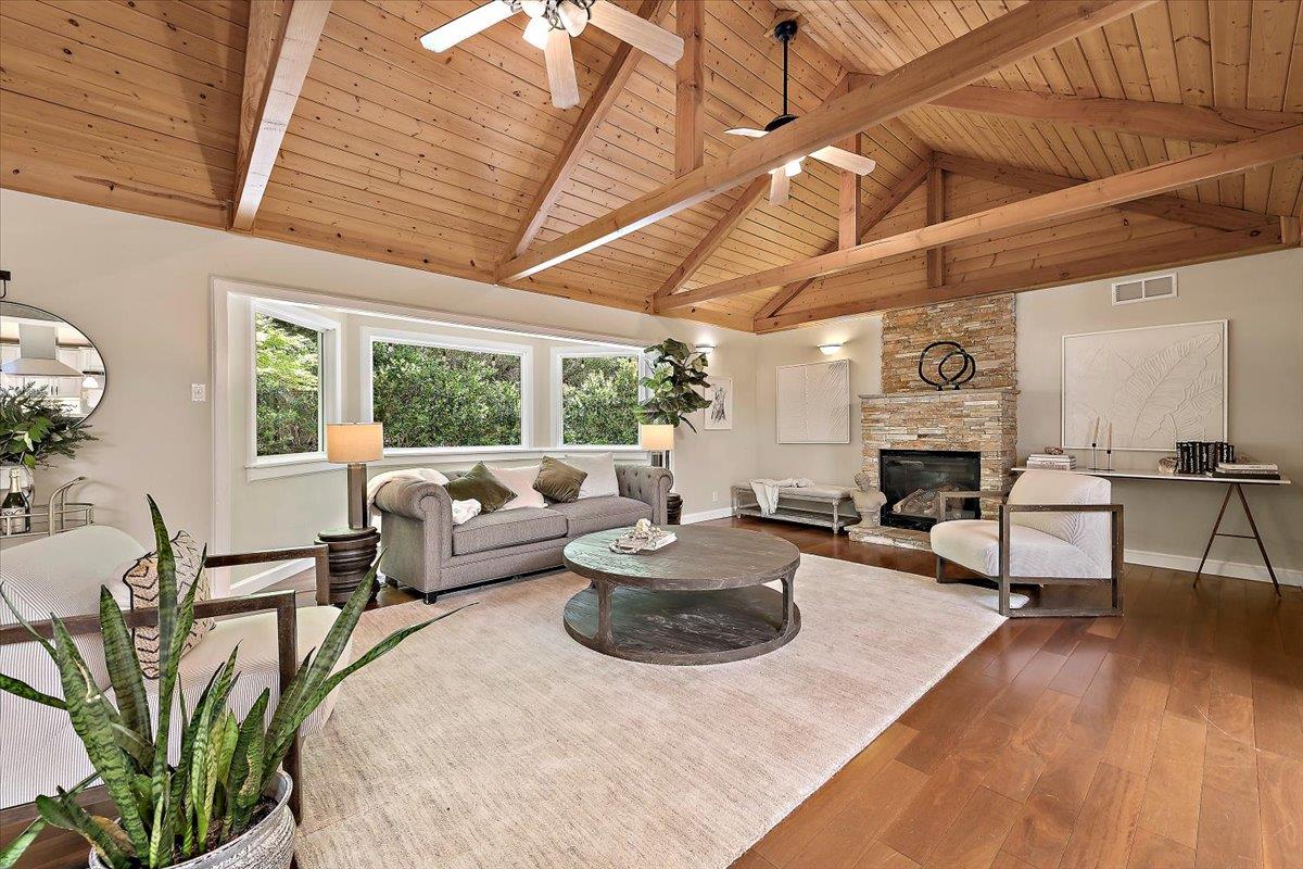 Detail Gallery Image 4 of 34 For 885 Patrol Rd, Woodside,  CA 94062 - 4 Beds | 3/1 Baths
