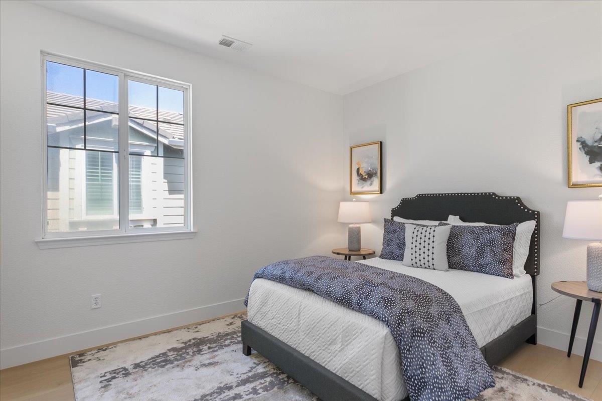 Detail Gallery Image 20 of 31 For 825 S 22nd St, San Jose,  CA 95116 - 5 Beds | 3 Baths