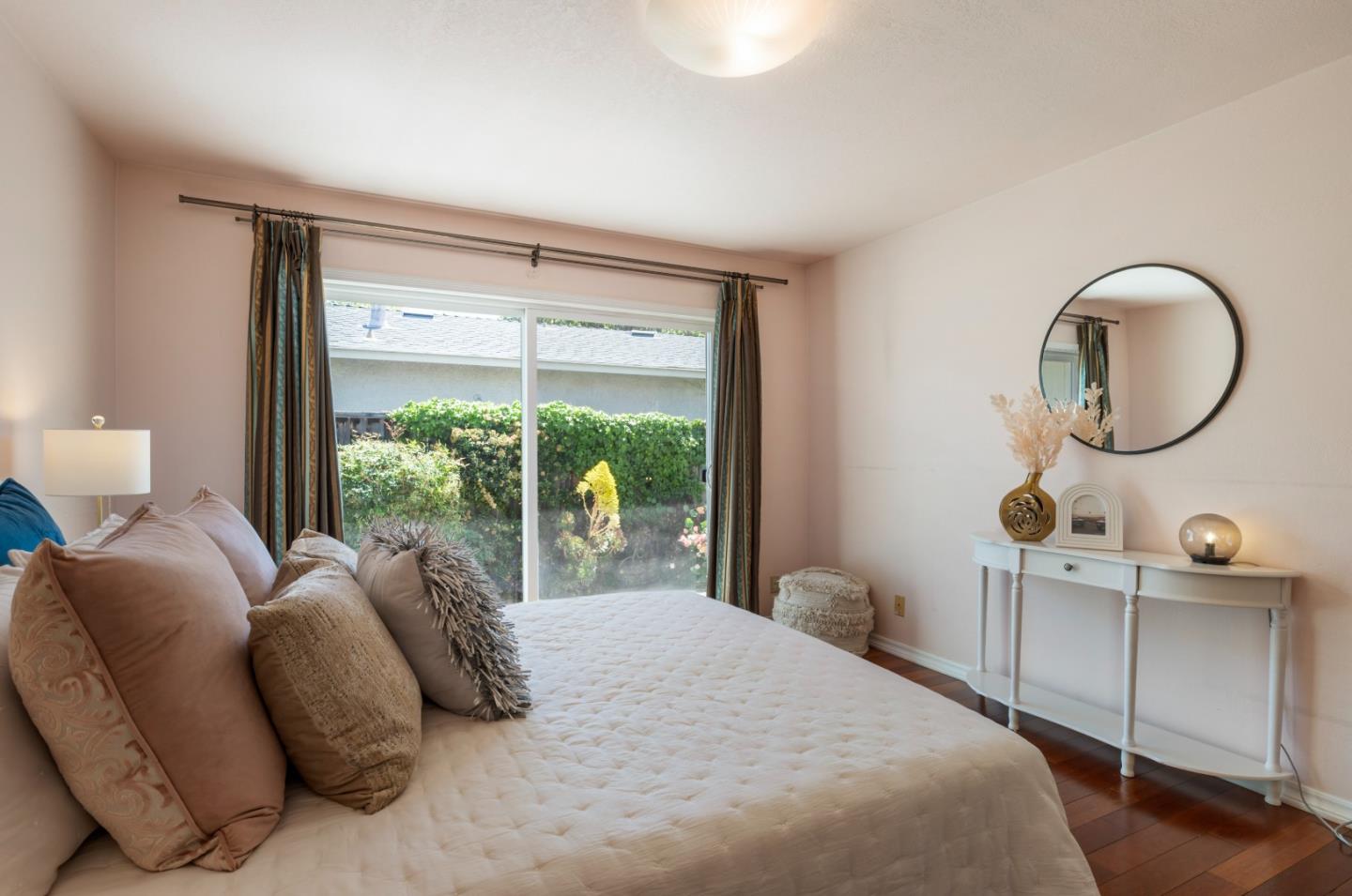 Detail Gallery Image 27 of 36 For 465 E Mckinley Ave, Sunnyvale,  CA 94086 - 5 Beds | 3 Baths