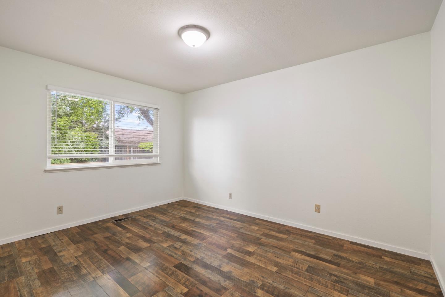 Detail Gallery Image 47 of 48 For 465 E Mckinley Ave, Sunnyvale,  CA 94086 - 5 Beds | 3 Baths