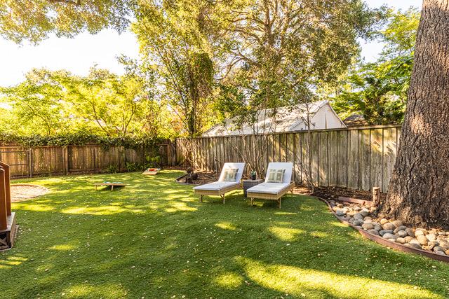 Detail Gallery Image 23 of 24 For 3523 Oak Dr, Menlo Park,  CA 94025 - 4 Beds | 2/1 Baths