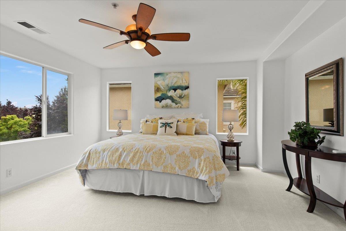 Detail Gallery Image 13 of 31 For 35 Paseo Dr, Watsonville,  CA 95076 - 4 Beds | 2/1 Baths