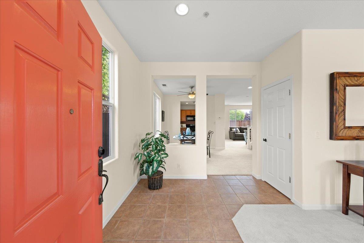 Detail Gallery Image 2 of 31 For 35 Paseo Dr, Watsonville,  CA 95076 - 4 Beds | 2/1 Baths