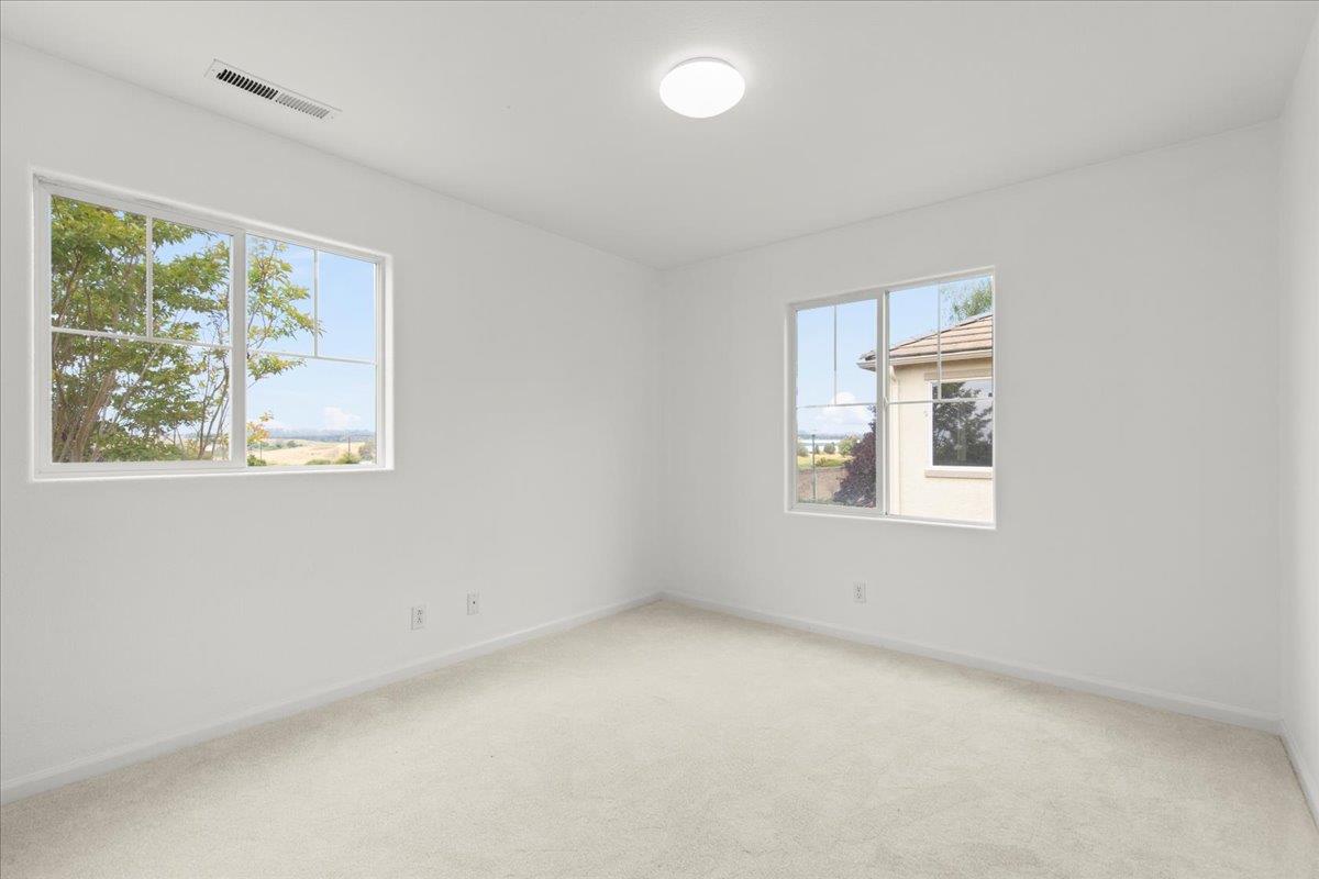 Detail Gallery Image 23 of 31 For 35 Paseo Dr, Watsonville,  CA 95076 - 4 Beds | 2/1 Baths