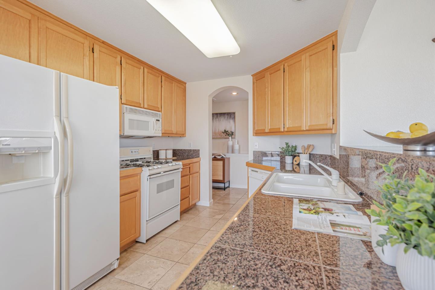Detail Gallery Image 12 of 49 For 1000 Davit Ln #126,  Redwood Shores,  CA 94065 - 2 Beds | 2 Baths