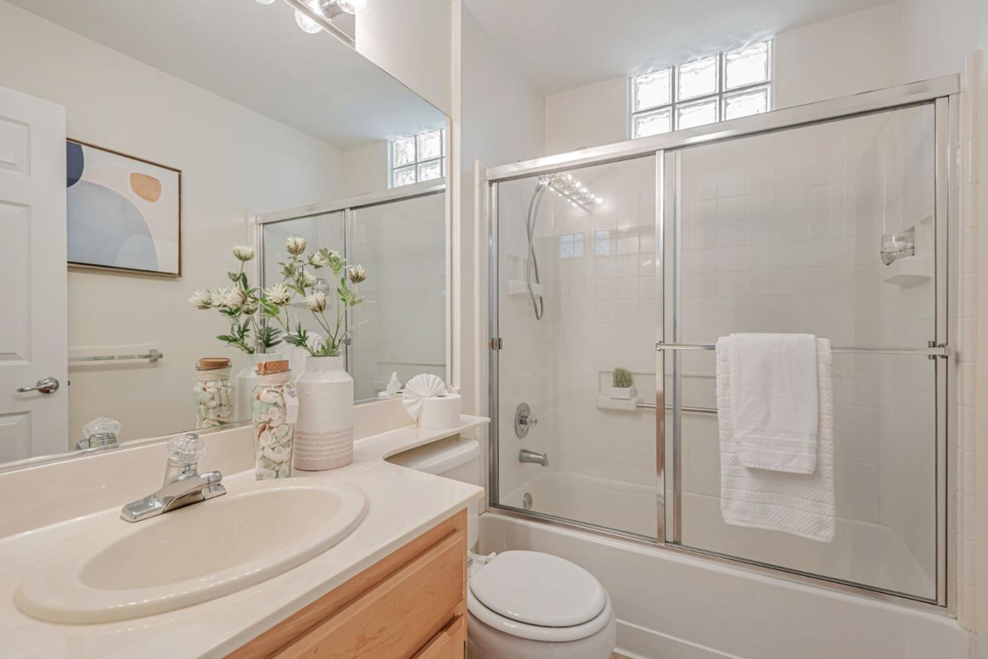 Detail Gallery Image 28 of 49 For 1000 Davit Ln #126,  Redwood Shores,  CA 94065 - 2 Beds | 2 Baths