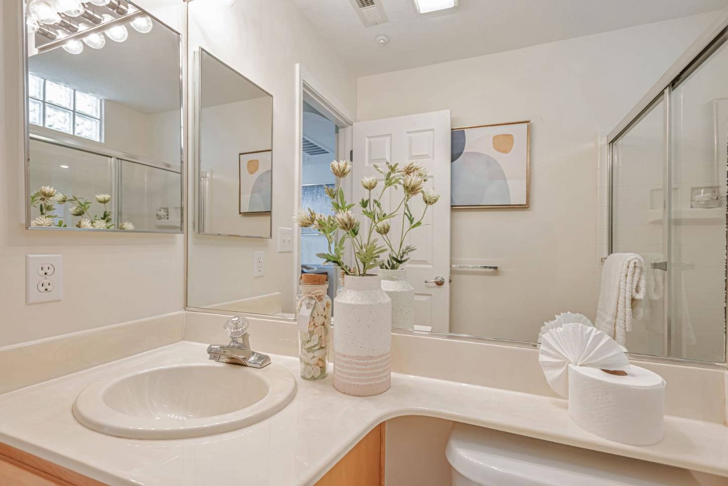 Detail Gallery Image 29 of 49 For 1000 Davit Ln #126,  Redwood Shores,  CA 94065 - 2 Beds | 2 Baths