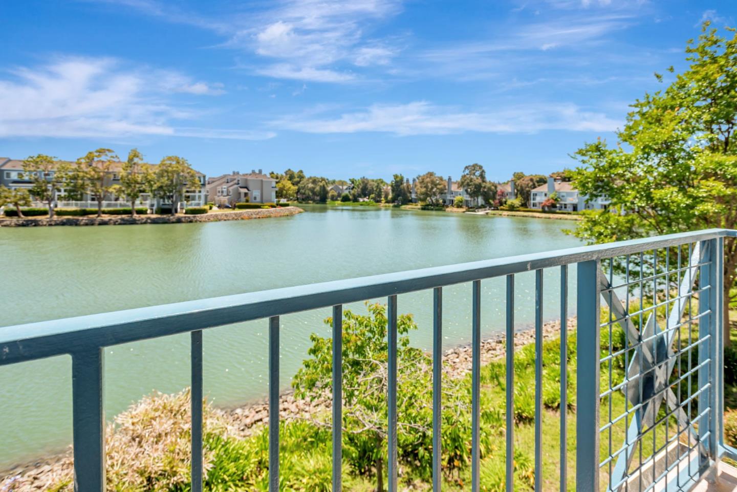 Detail Gallery Image 33 of 49 For 1000 Davit Ln #126,  Redwood Shores,  CA 94065 - 2 Beds | 2 Baths