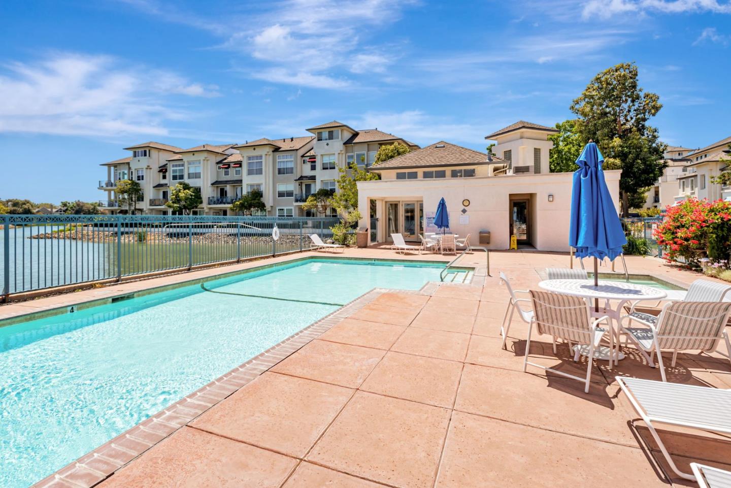Detail Gallery Image 35 of 49 For 1000 Davit Ln #126,  Redwood Shores,  CA 94065 - 2 Beds | 2 Baths