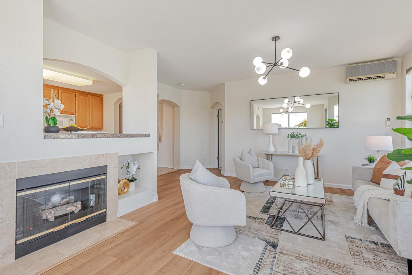 Detail Gallery Image 6 of 49 For 1000 Davit Ln #126,  Redwood Shores,  CA 94065 - 2 Beds | 2 Baths