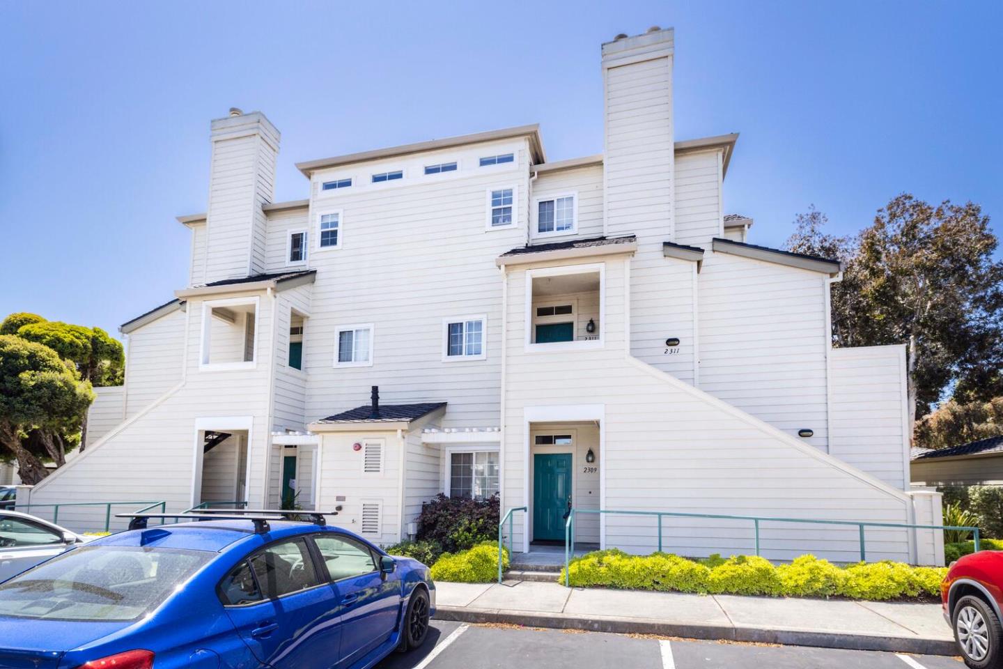 Detail Gallery Image 2 of 28 For 2309 Hastings Shore Ln, Redwood City,  CA 94065 - 1 Beds | 1 Baths