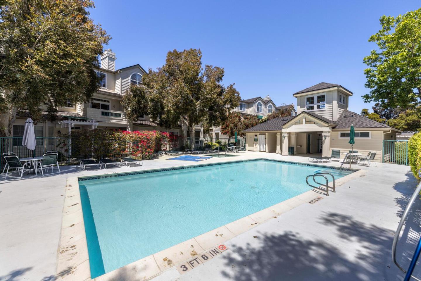 Detail Gallery Image 26 of 28 For 2309 Hastings Shore Ln, Redwood City,  CA 94065 - 1 Beds | 1 Baths