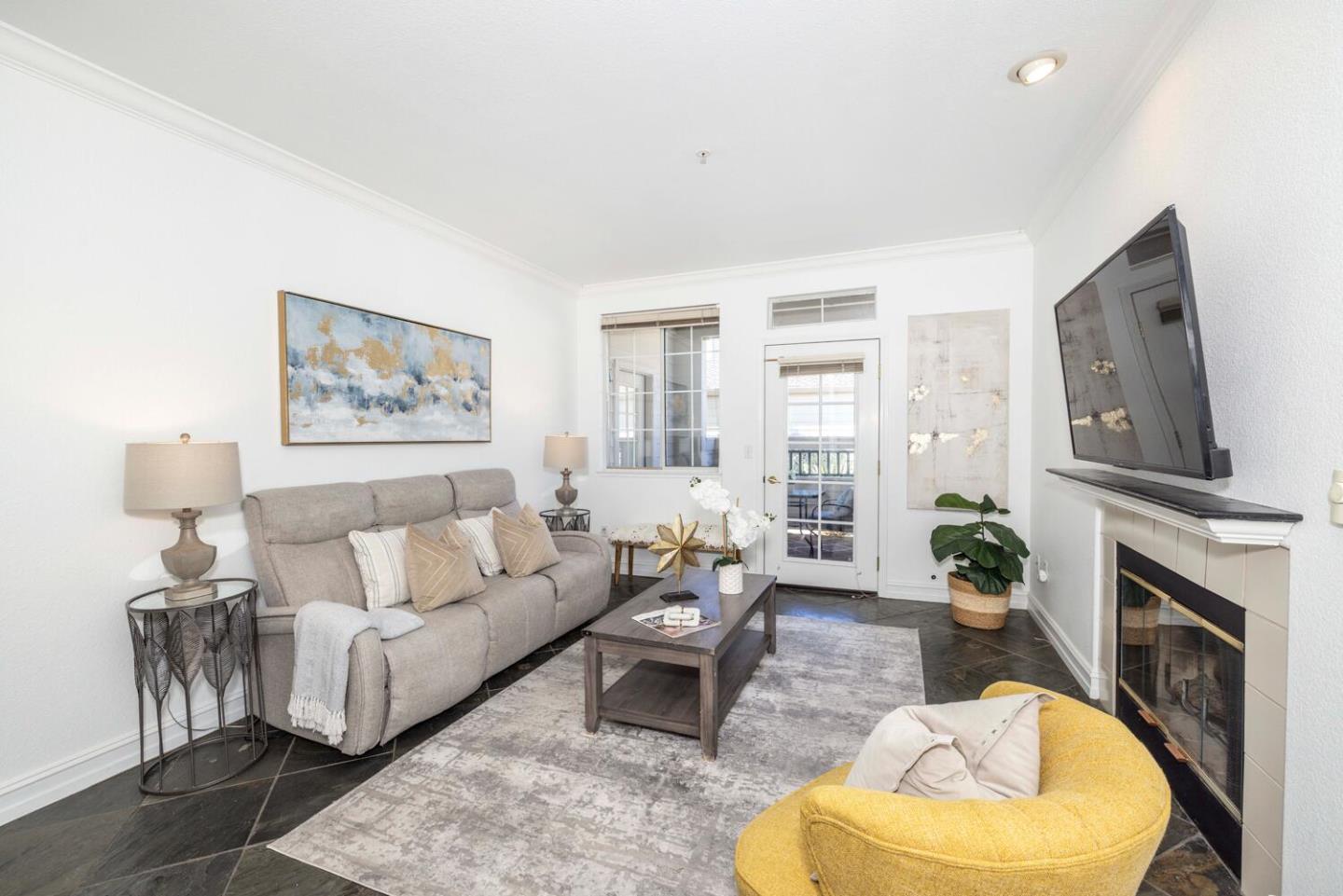 Detail Gallery Image 4 of 28 For 2309 Hastings Shore Ln, Redwood City,  CA 94065 - 1 Beds | 1 Baths