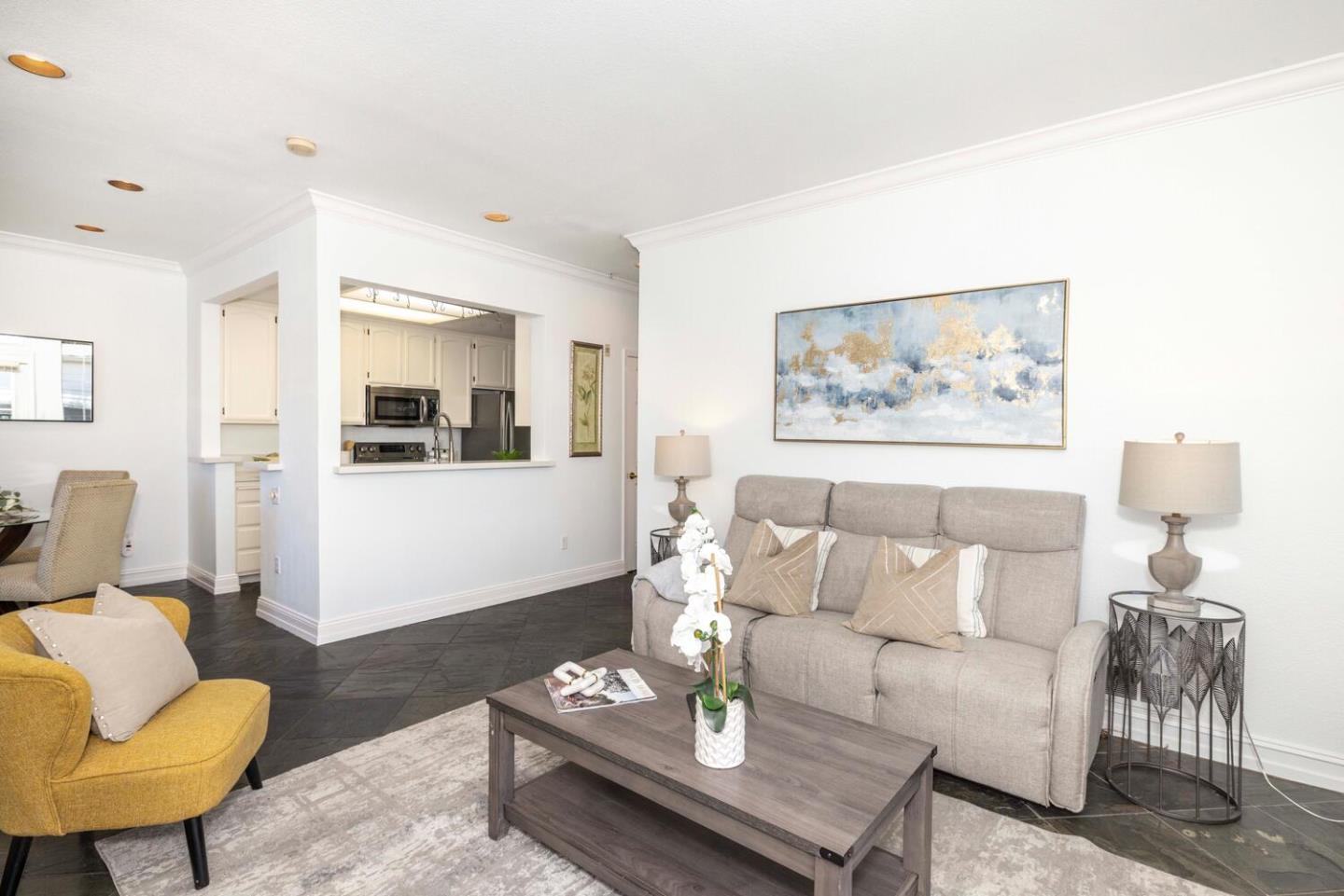 Detail Gallery Image 6 of 28 For 2309 Hastings Shore Ln, Redwood City,  CA 94065 - 1 Beds | 1 Baths