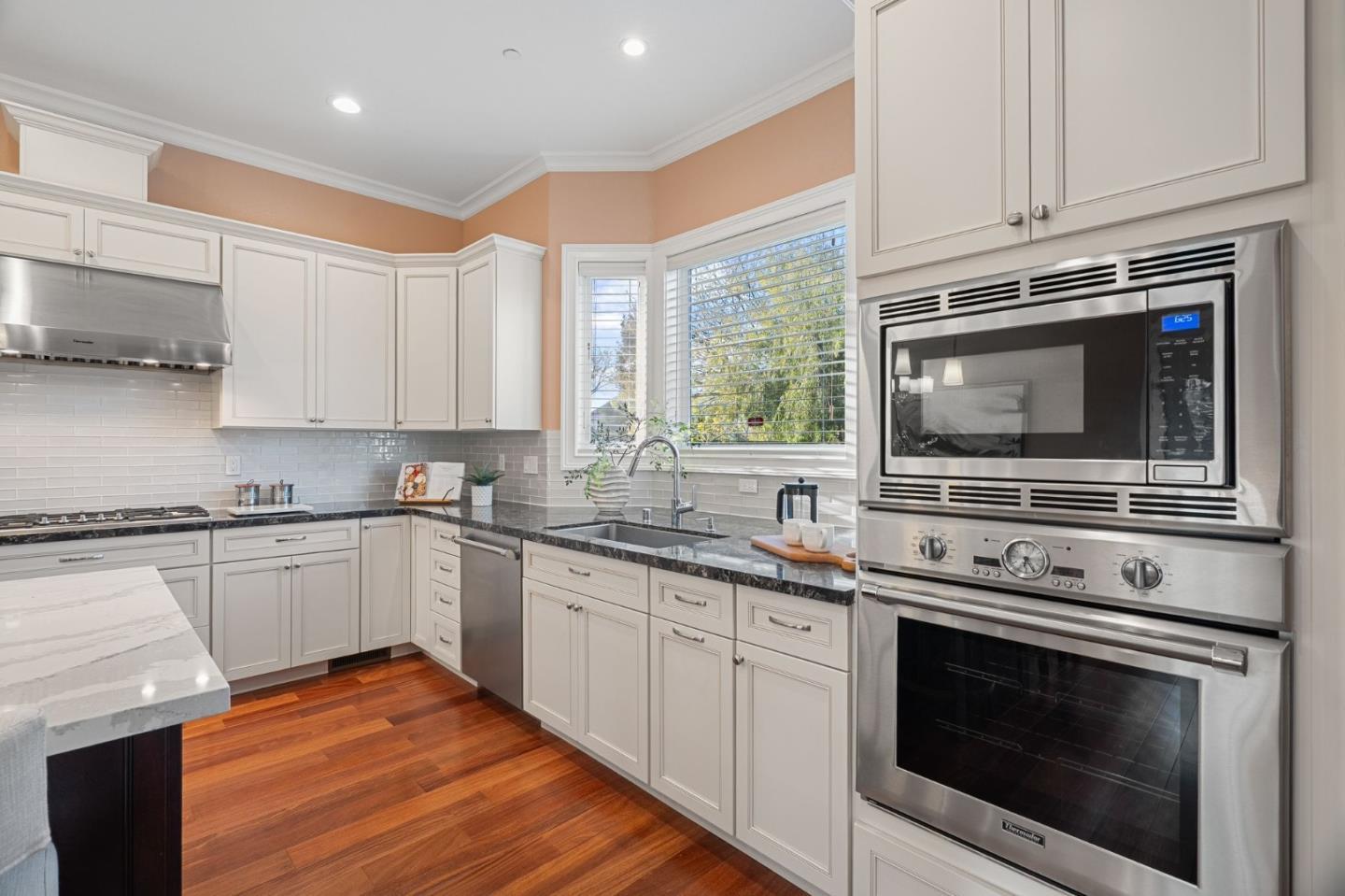 Detail Gallery Image 15 of 53 For 6697 Prospect Rd, San Jose,  CA 95129 - 5 Beds | 4/1 Baths
