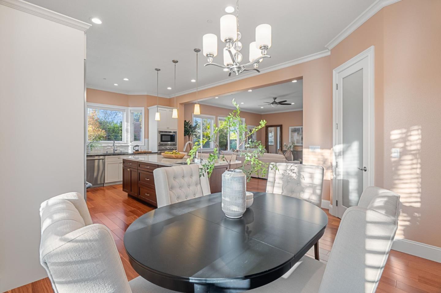 Detail Gallery Image 20 of 53 For 6697 Prospect Rd, San Jose,  CA 95129 - 5 Beds | 4/1 Baths