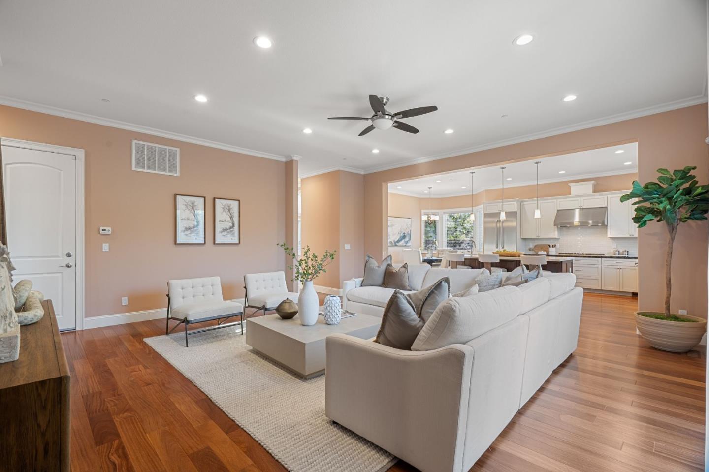 Detail Gallery Image 22 of 53 For 6697 Prospect Rd, San Jose,  CA 95129 - 5 Beds | 4/1 Baths