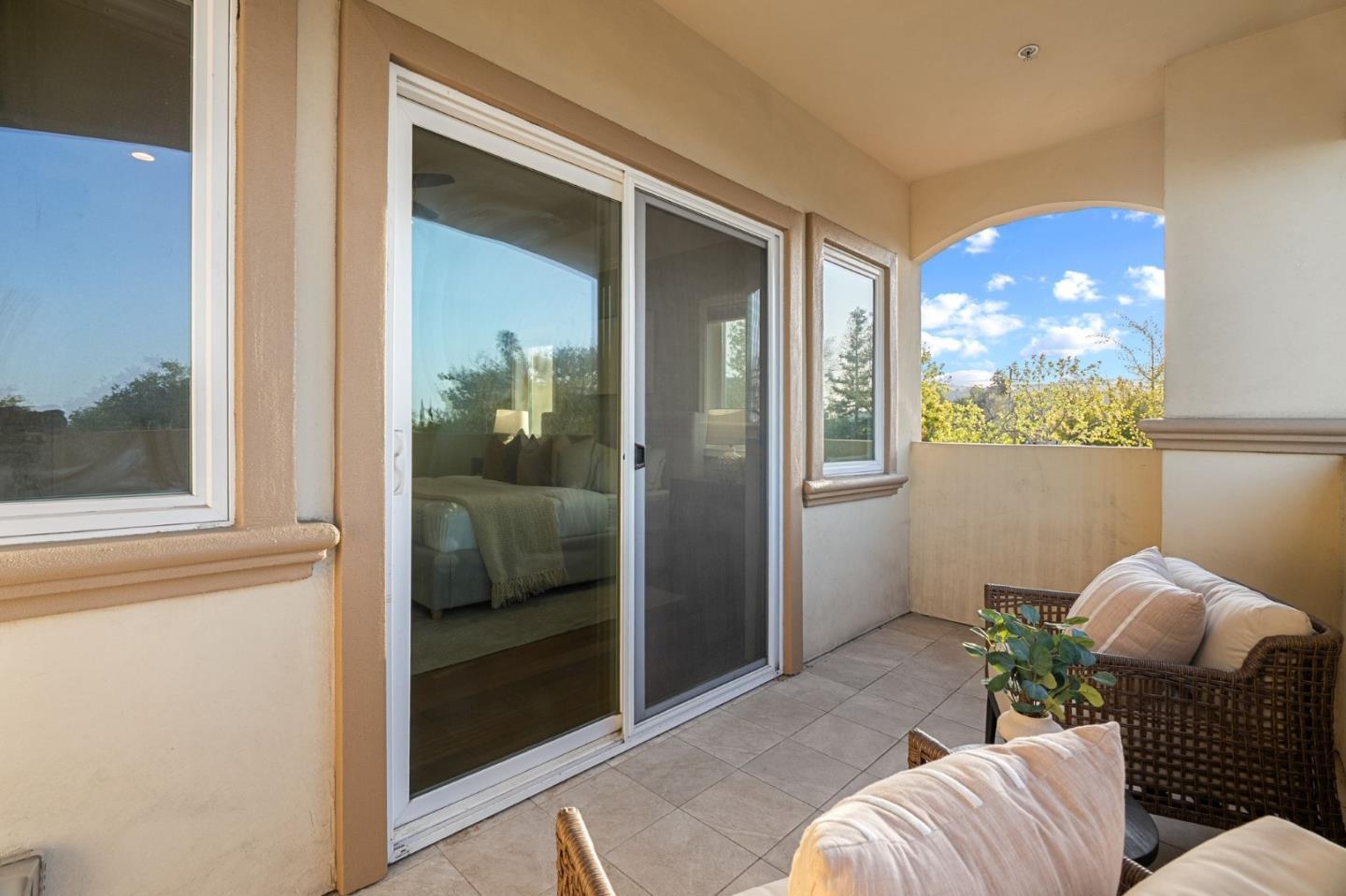 Detail Gallery Image 30 of 53 For 6697 Prospect Rd, San Jose,  CA 95129 - 5 Beds | 4/1 Baths