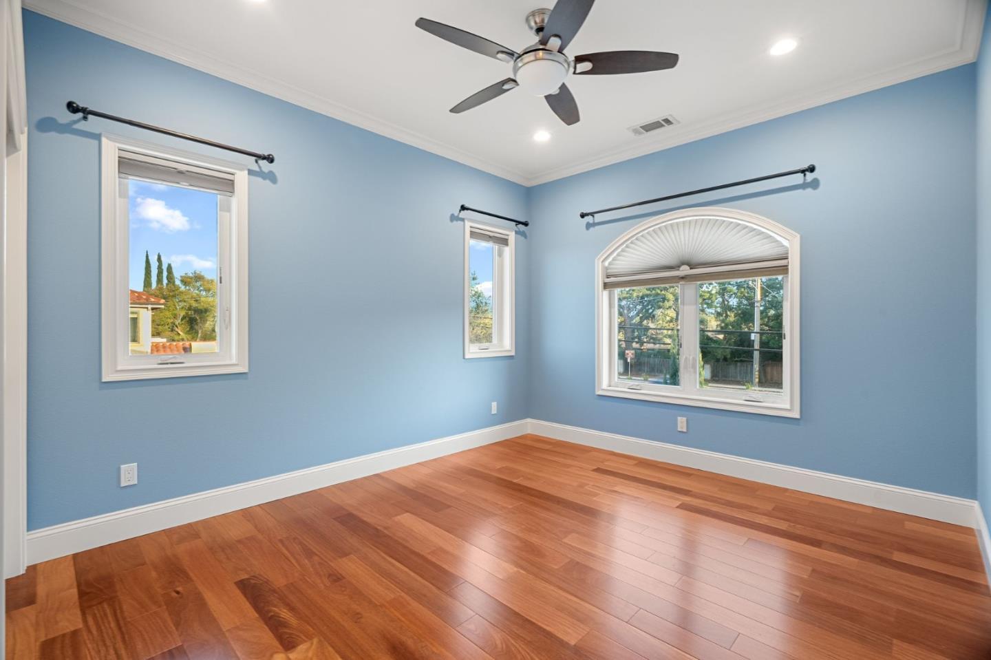 Detail Gallery Image 43 of 53 For 6697 Prospect Rd, San Jose,  CA 95129 - 5 Beds | 4/1 Baths