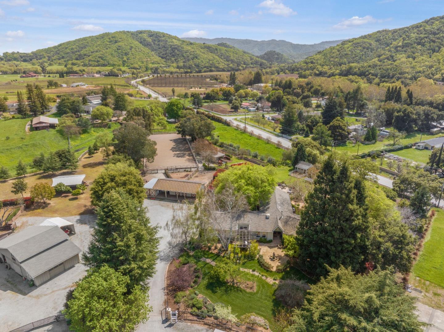 Detail Gallery Image 1 of 51 For 12170 Calle Uvas, Gilroy,  CA 95020 - 4 Beds | 2/1 Baths
