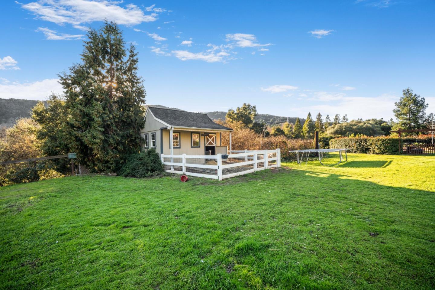 Detail Gallery Image 30 of 51 For 12170 Calle Uvas, Gilroy,  CA 95020 - 4 Beds | 2/1 Baths