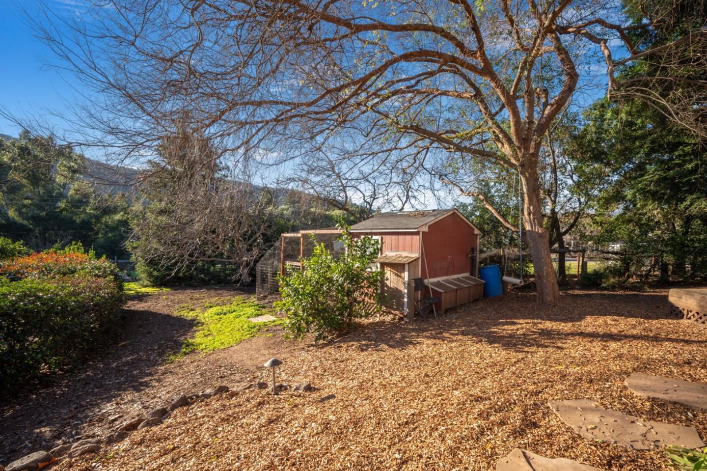 Detail Gallery Image 32 of 51 For 12170 Calle Uvas, Gilroy,  CA 95020 - 4 Beds | 2/1 Baths