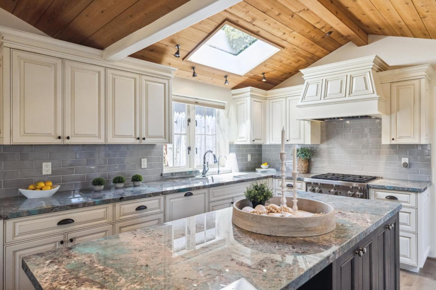 Detail Gallery Image 18 of 52 For 0 Lopez 8ne of 4th Ave, Carmel,  CA 93921 - 3 Beds | 2 Baths