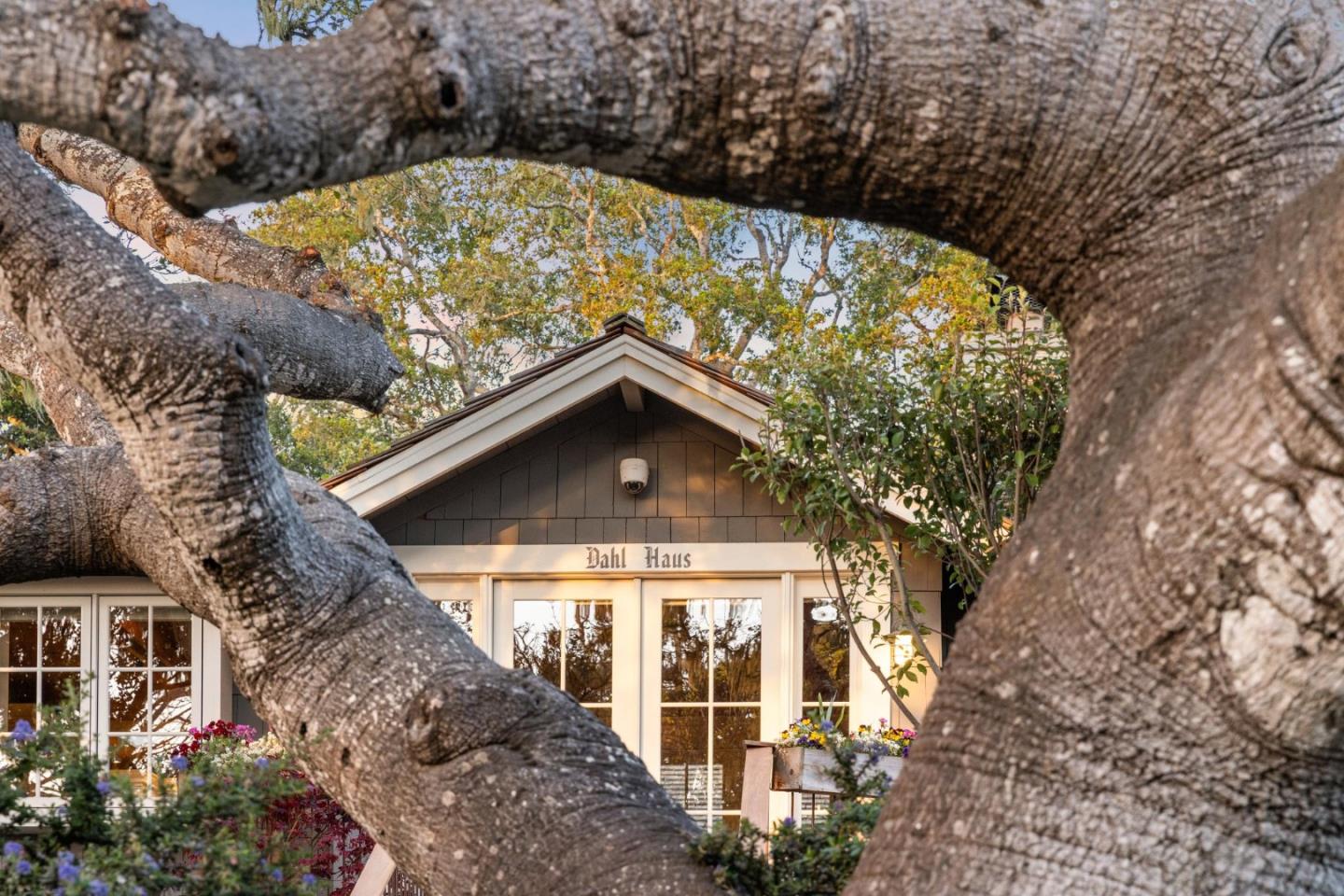 Detail Gallery Image 4 of 52 For 0 Lopez 8ne of 4th Ave, Carmel,  CA 93921 - 3 Beds | 2 Baths