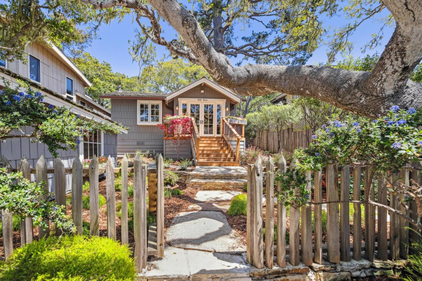 Detail Gallery Image 5 of 52 For 0 Lopez 8ne of 4th Ave, Carmel,  CA 93921 - 3 Beds | 2 Baths