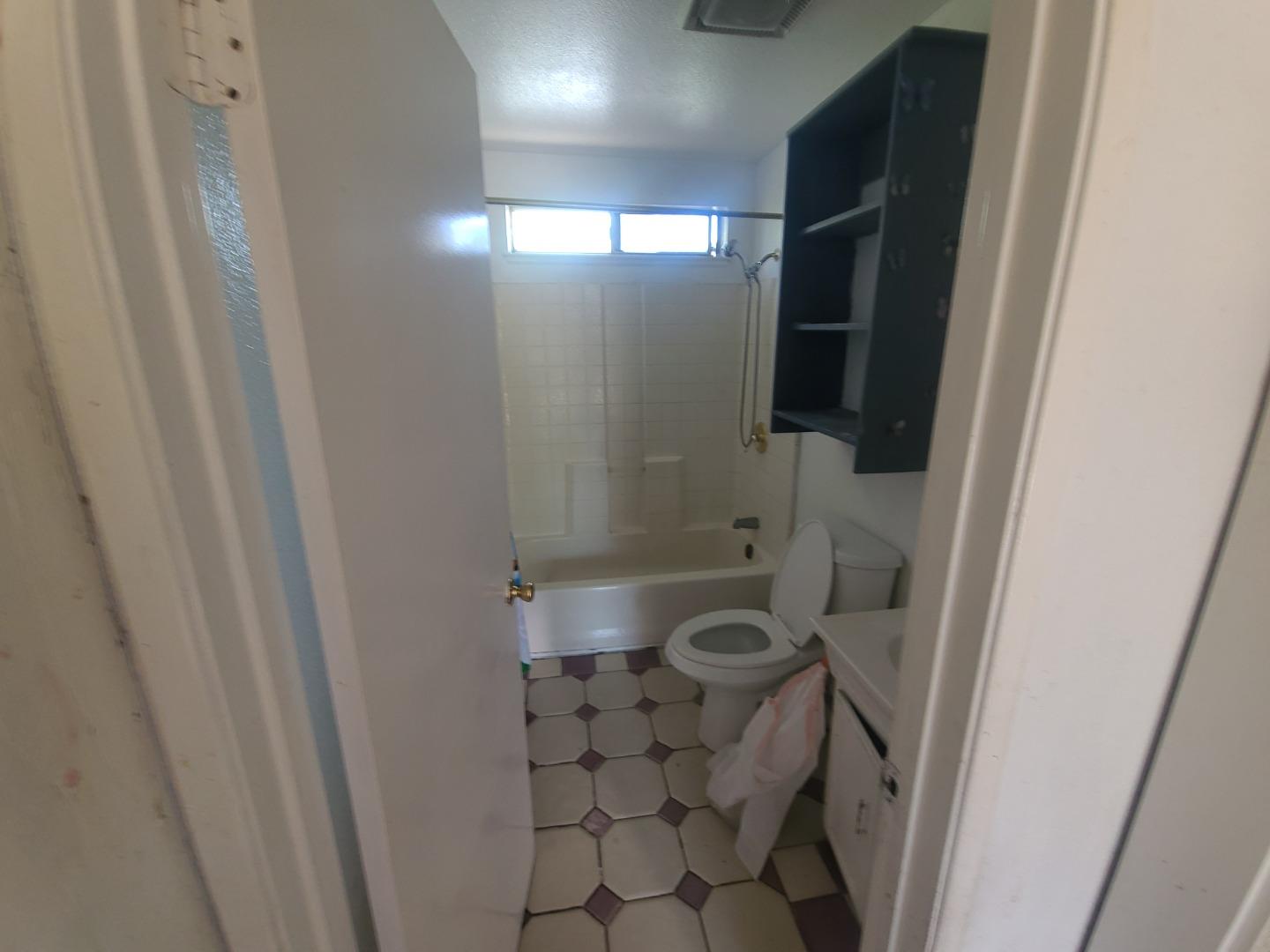 Detail Gallery Image 11 of 15 For 112 S Cragmont Ave, San Jose,  CA 95127 - 2 Beds | 2 Baths