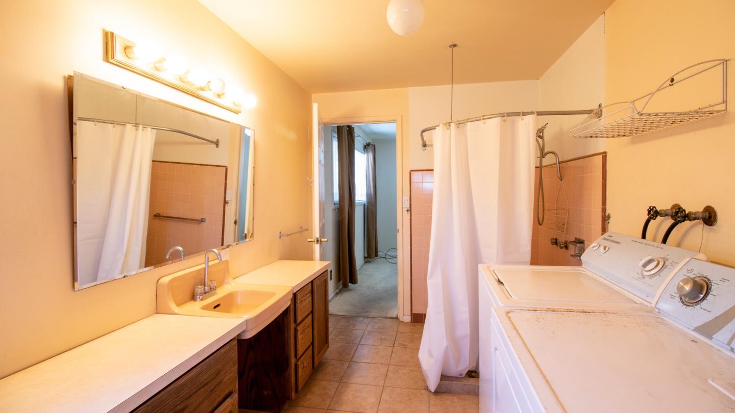 Detail Gallery Image 23 of 34 For 602 Chesterton Ave, Belmont,  CA 94002 - 3 Beds | 2 Baths