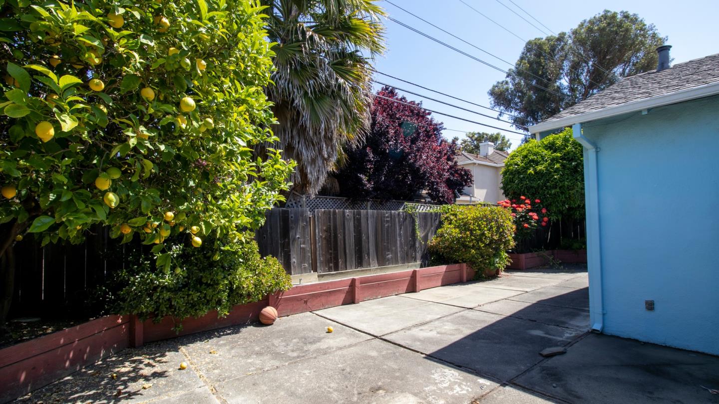 Detail Gallery Image 30 of 34 For 602 Chesterton Ave, Belmont,  CA 94002 - 3 Beds | 2 Baths