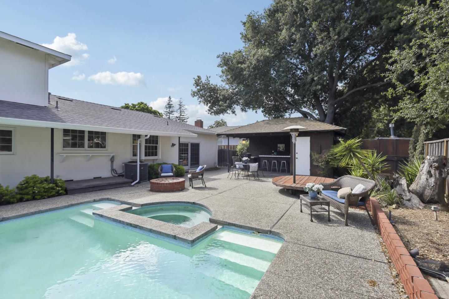 Detail Gallery Image 35 of 46 For 1130 Runnymead Dr, Los Altos,  CA 94024 - 4 Beds | 3/1 Baths
