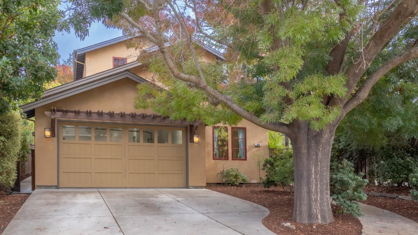 Detail Gallery Image 4 of 19 For 1999 Camino De Los Robles, Menlo Park,  CA 94025 - 4 Beds | 2/1 Baths