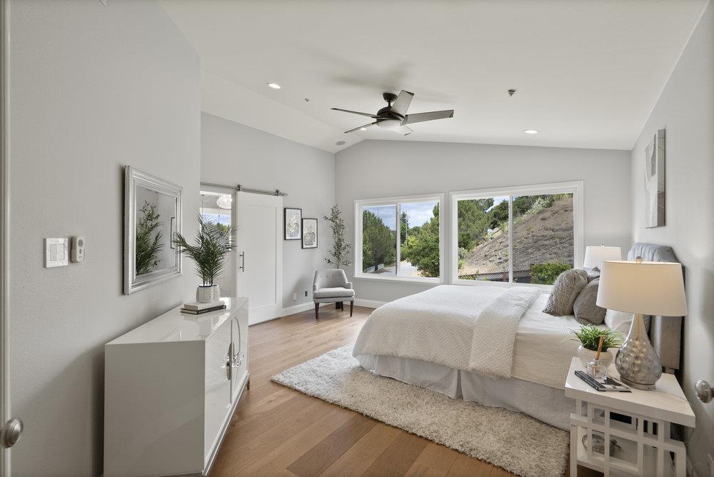 Detail Gallery Image 21 of 57 For 100 Dundee Ln, San Carlos,  CA 94070 - 4 Beds | 3 Baths