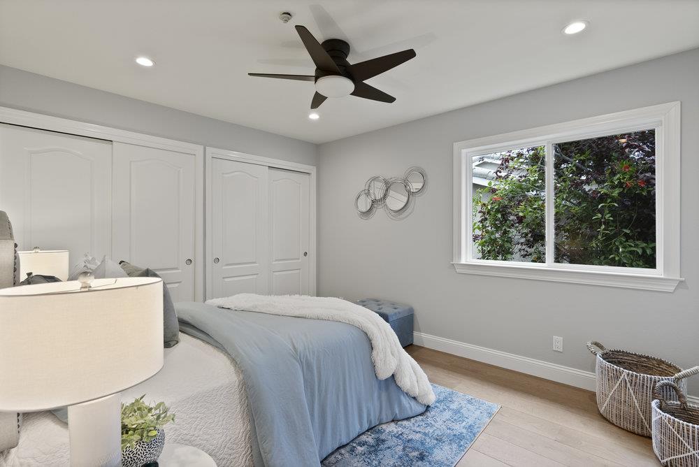 Detail Gallery Image 28 of 57 For 100 Dundee Ln, San Carlos,  CA 94070 - 4 Beds | 3 Baths